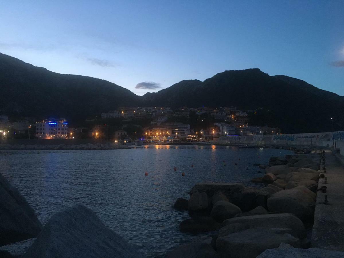 Casa M&M Lejlighed Cala Gonone Eksteriør billede